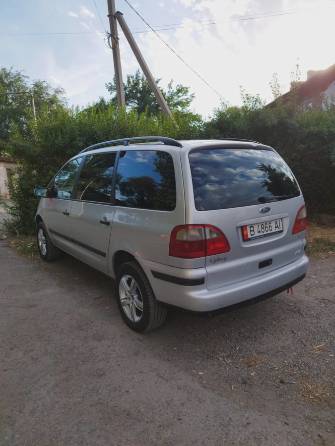 Ford Galaxy I Рестайлинг 2.3 MT