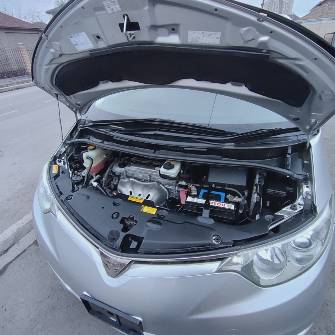 Toyota Estima III 2.4 CVT 4WD