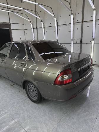 ВАЗ (Lada) Priora I Рестайлинг 1.6 MT
