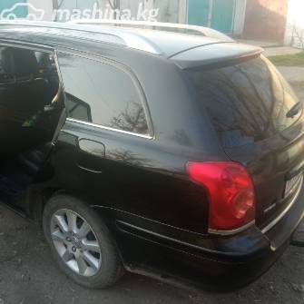 Toyota Avensis II Рестайлинг 1.8 MT