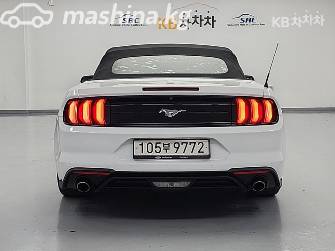Ford Mustang VI Рестайлинг 2.3 AT
