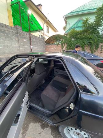 ВАЗ (Lada) Priora I 1.6 MT