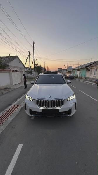 BMW X5 IV (G05/G18) Рестайлинг 40i 3.0 AT 4WD