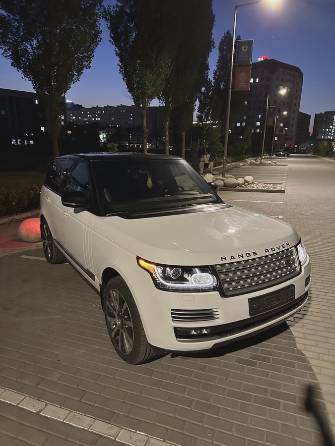 Land Rover Range Rover IV 4.4d AT 4WD