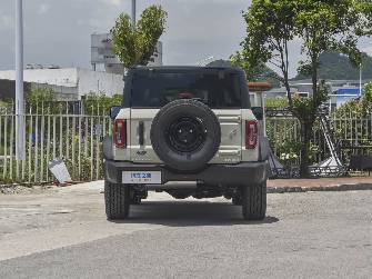 Ford Bronco VI 2.3 AT 4WD