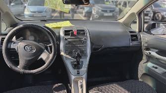 Toyota Auris I 1.6 AT