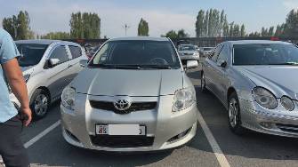 Toyota Auris I 1.6 AT