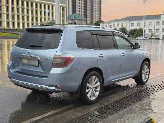 Toyota Highlander II (U40) 3.3hyb CVT 4WD
