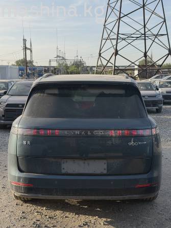 Lynk & Co 900 2.0hyb AT 4WD