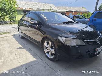 Honda Civic VIII Рестайлинг 1.8 MT