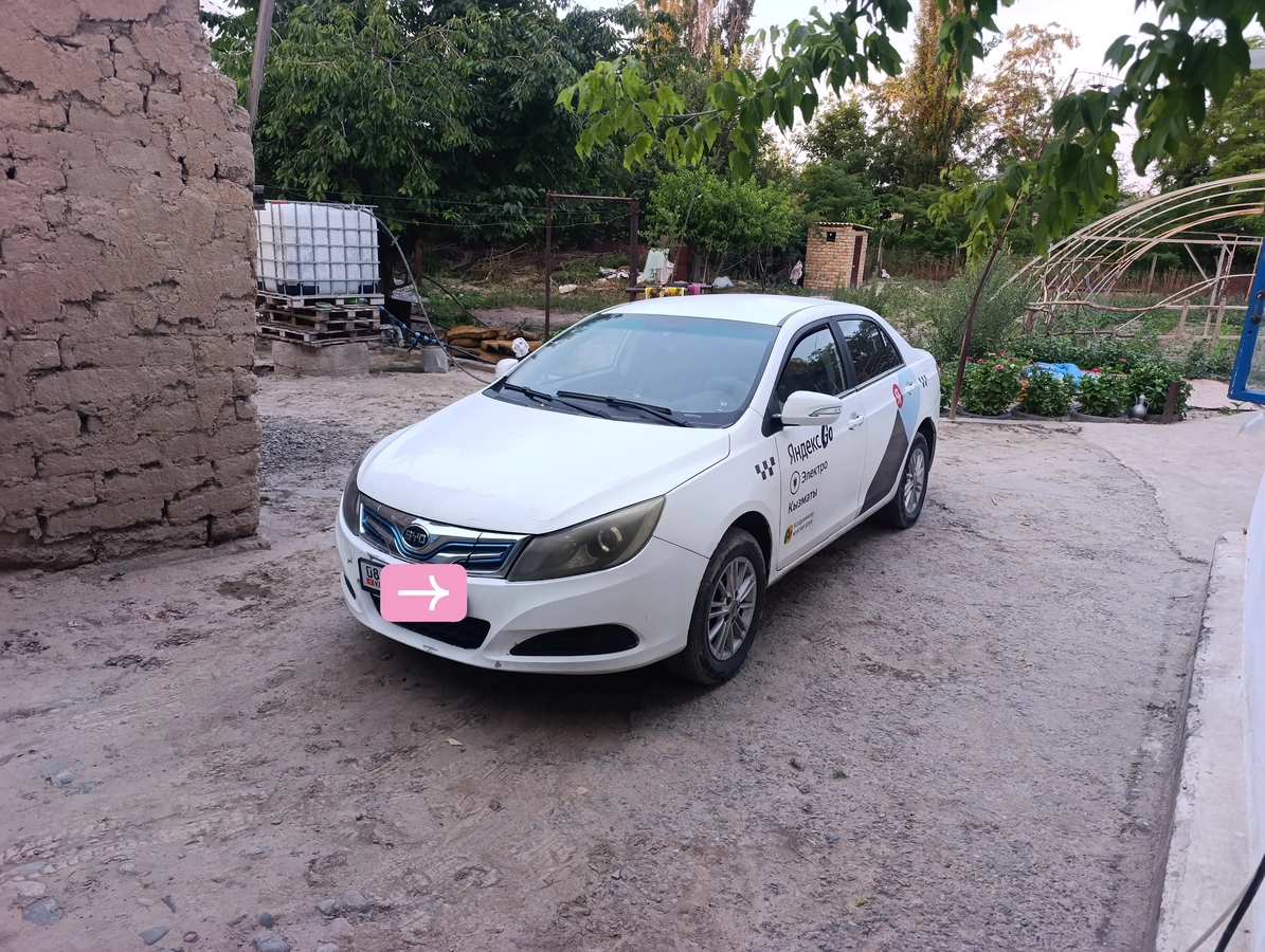 BYD E5 Electro AT