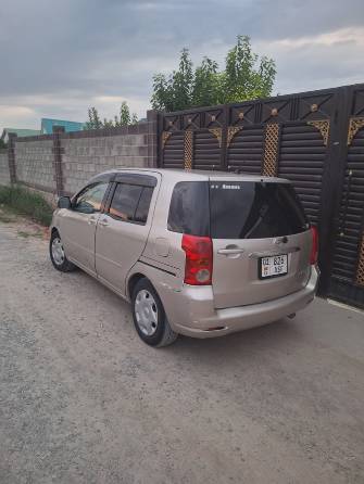 Toyota Raum II 1.5 AT