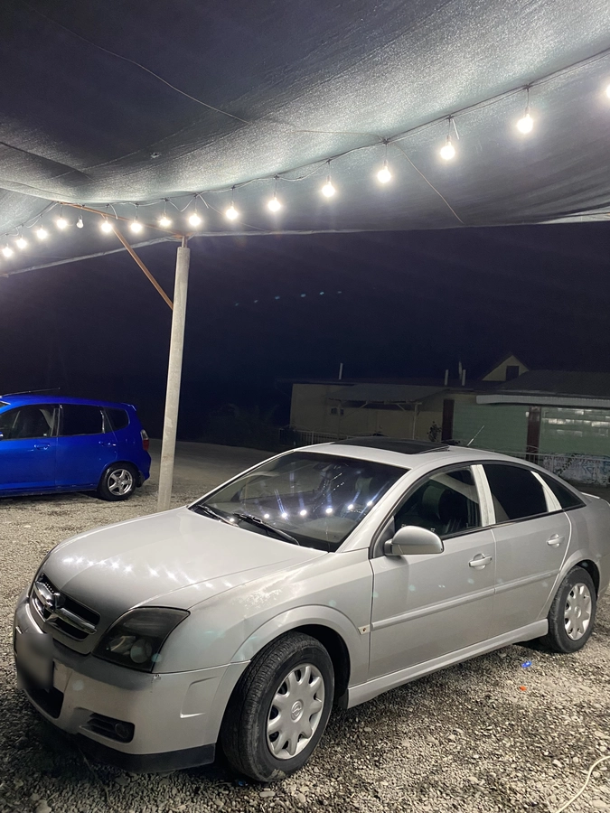 Открыть фото Opel Vectra C 2.2 MT