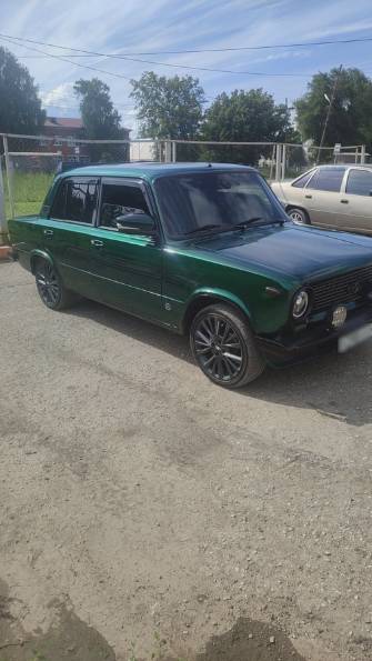 ВАЗ (Lada) 2101 21011 1.3 MT