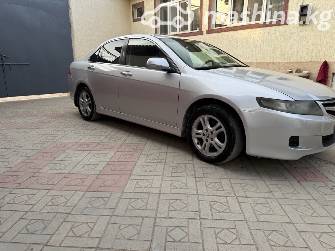 Honda Accord VII Рестайлинг 2.0 MT