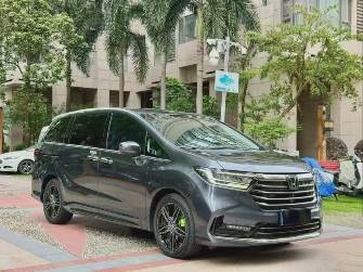 Honda Odyssey V Рестайлинг 2 2.0hyb CVT