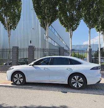 Geely Galaxy A7 1.5hyb AT