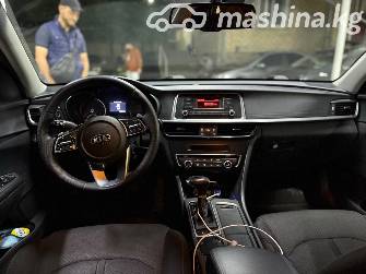 Kia Optima IV Рестайлинг 2.0 AT