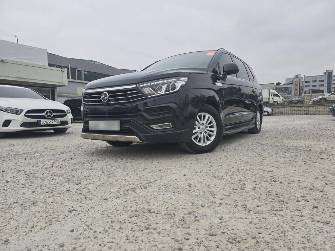 SsangYong Korando Turismo I Рестайлинг 2.2d AT 4WD
