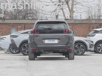 Peugeot 5008 I Рестайлинг 1.2 MT