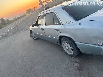 Mercedes-Benz W124 250 2.5d MT