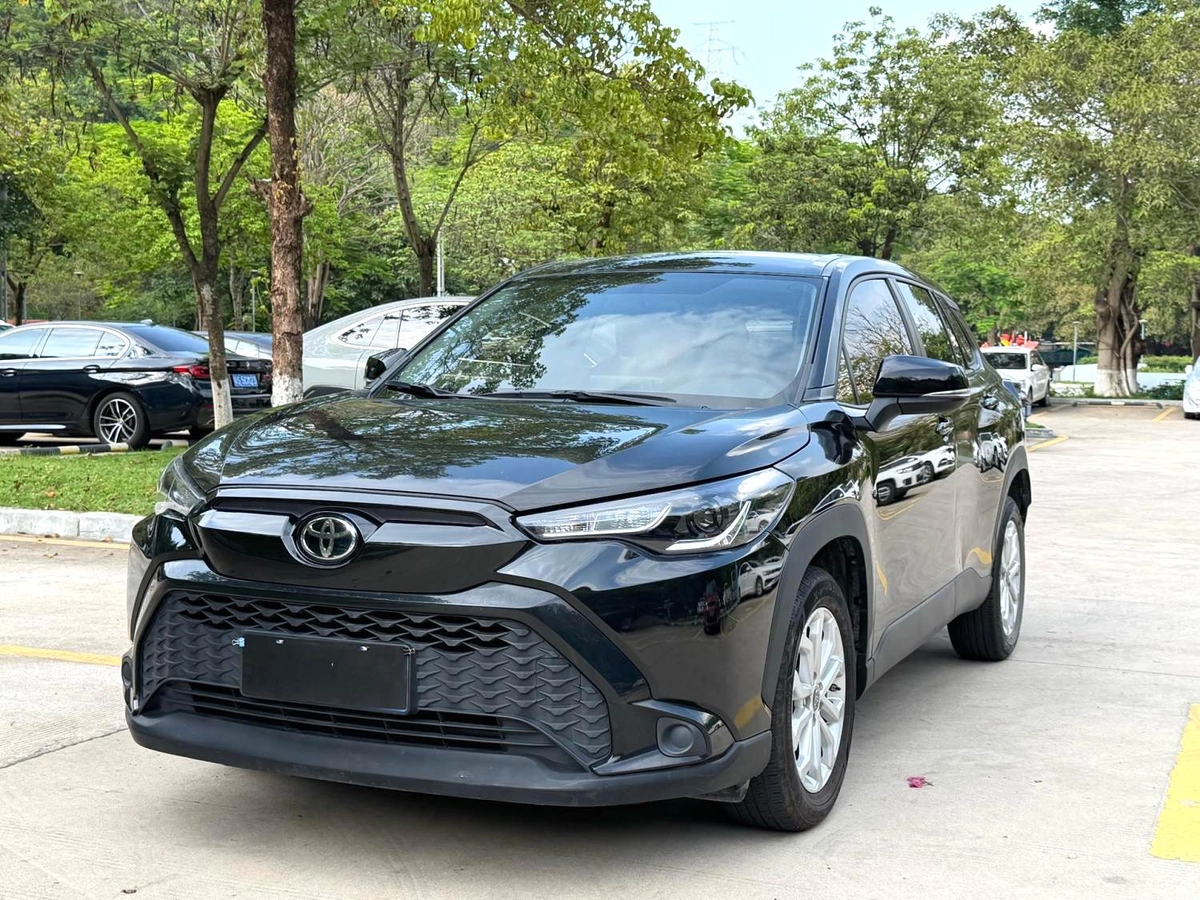 Открыть фото Toyota Frontlander 2.0 CVT