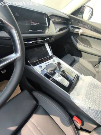 Audi Q6 40 TFSI 2.0 AMT 4WD
