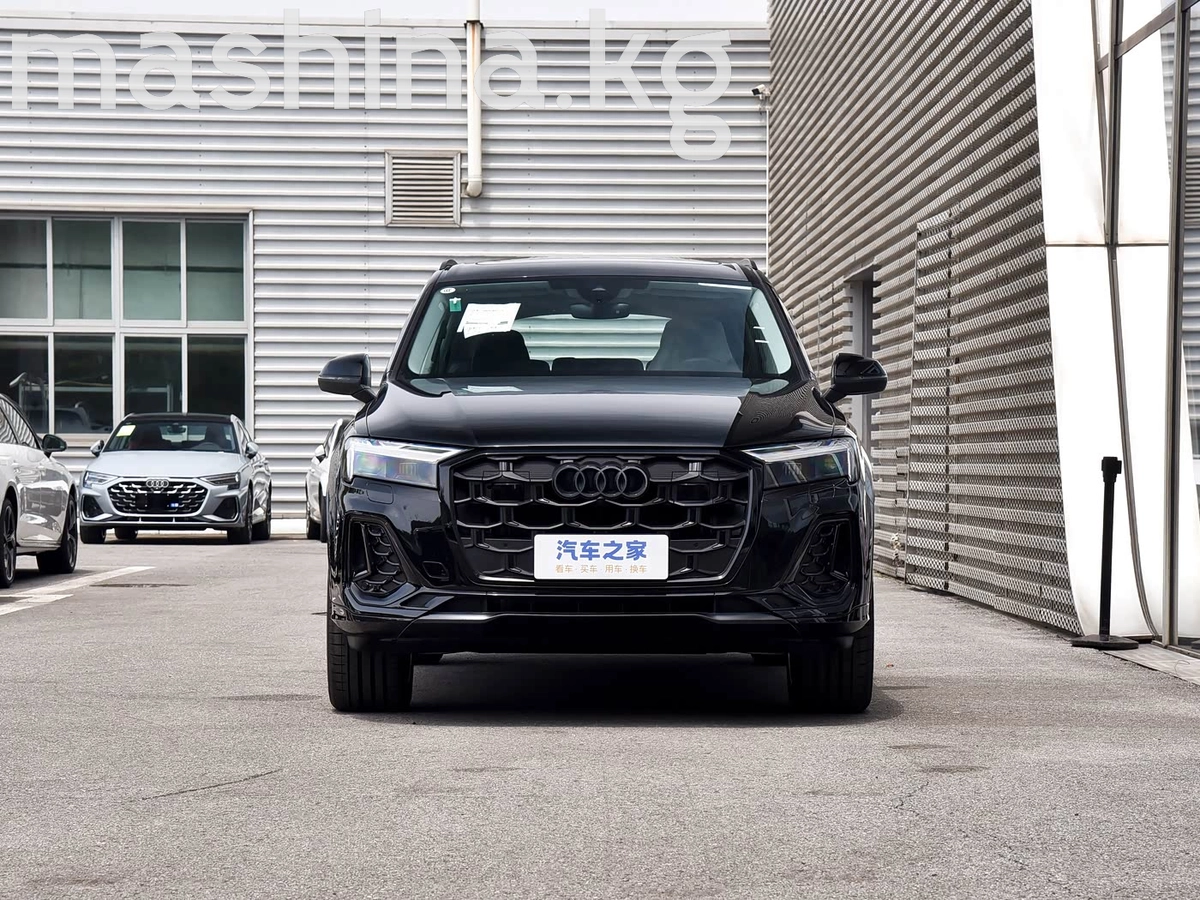 Открыть фото Audi Q7 II (4M) Рестайлинг 45 TFSI 2.0 AT 4WD