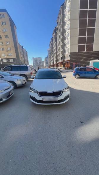 Skoda Rapid I Рестайлинг 1.6 AT