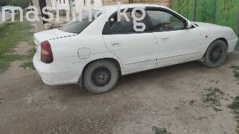 Daewoo Nubira I 1.5 MT