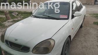 Daewoo Nubira I 1.5 MT