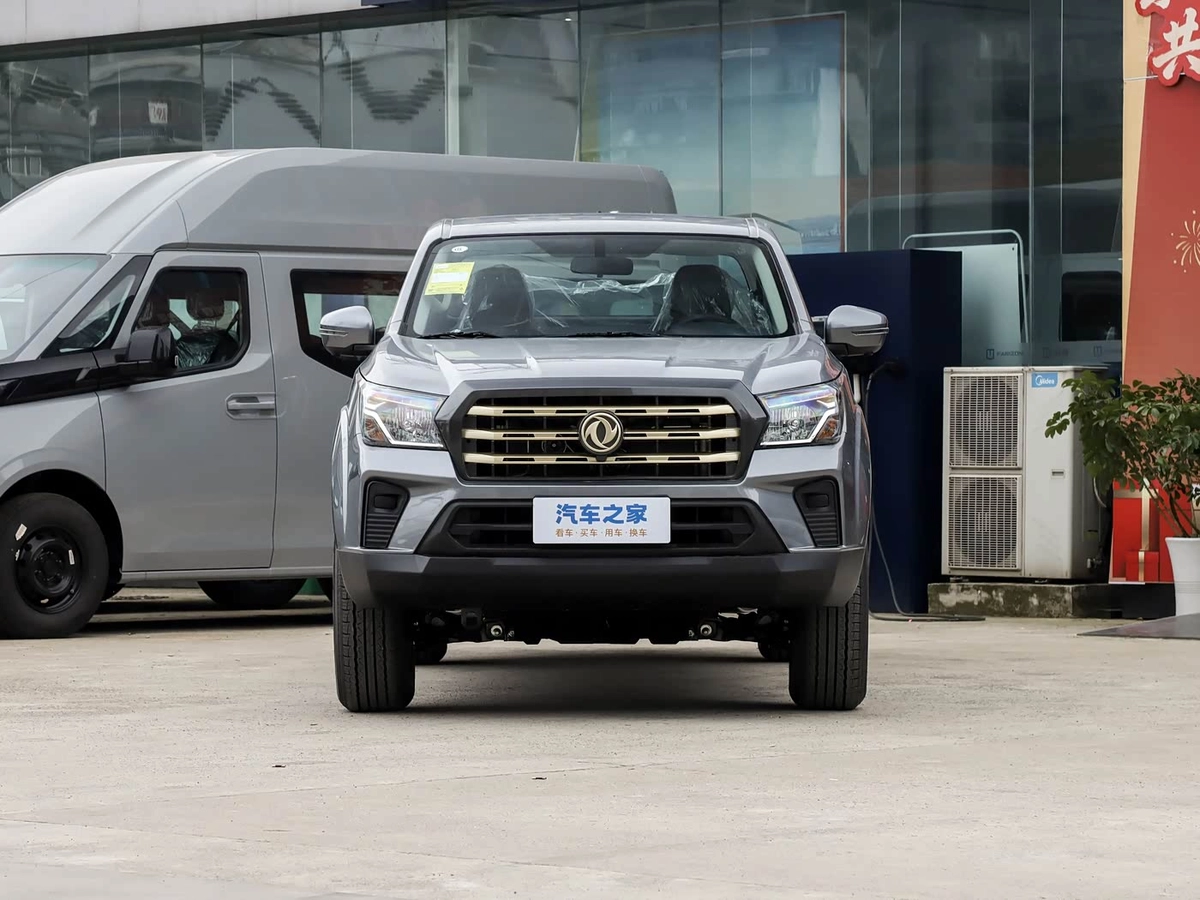 Dongfeng Rich II 2.4 MT 4WD