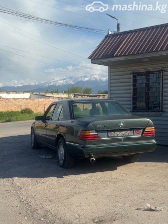 Mercedes-Benz W124 230 2.3 MT