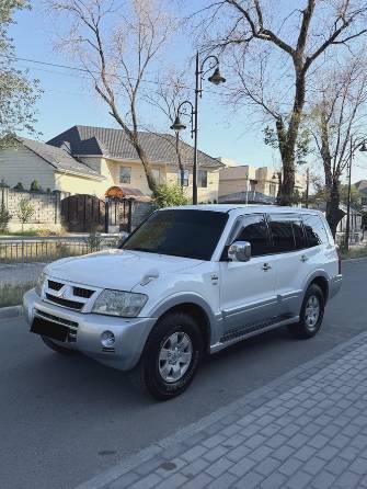 Mitsubishi Pajero III 3.0 AT 4WD