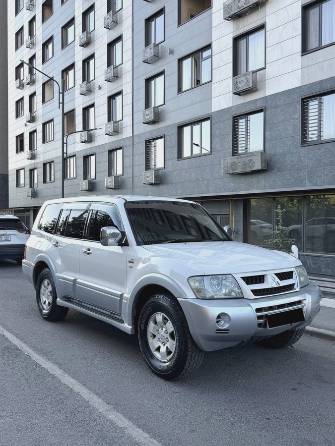 Mitsubishi Pajero III 3.0 AT 4WD