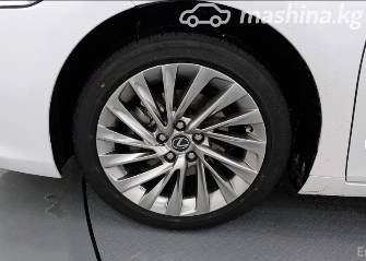 Lexus ES VII Рестайлинг 300h 2.5hyb CVT
