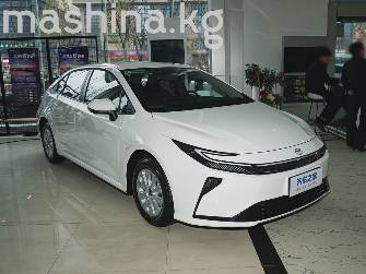 Toyota Corolla XII (E210) 1.8 CVT