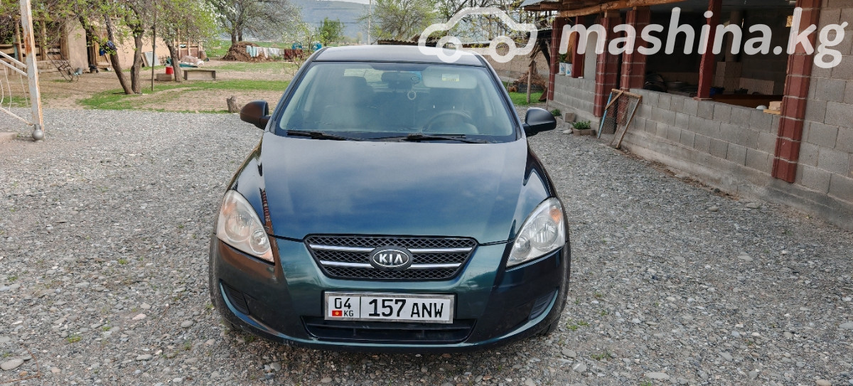 Kia Ceed I 1.4 MT