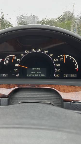 Mercedes-Benz S-Класс IV (W220) Рестайлинг 350 3.7 AT