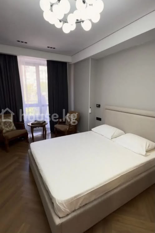 Открыть фото 2-комн. кв., 70 м2