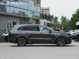 LiXiang L8 Рестайлинг 1.5hyb AT 4WD