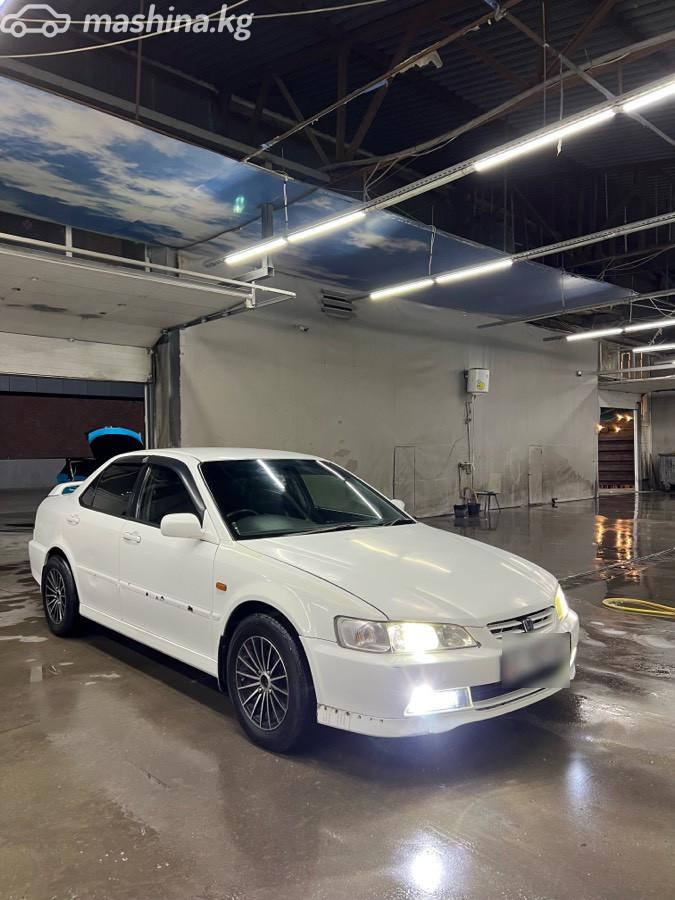 Honda Accord VI 1.8 AT