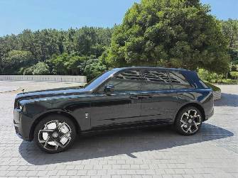 Rolls-Royce Cullinan I 6.7 AT AWD