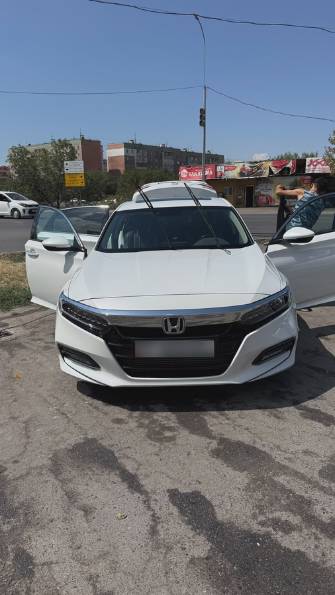 Honda Accord X 1.5 CVT