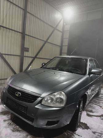 ВАЗ (Lada) Priora I 1.6 MT