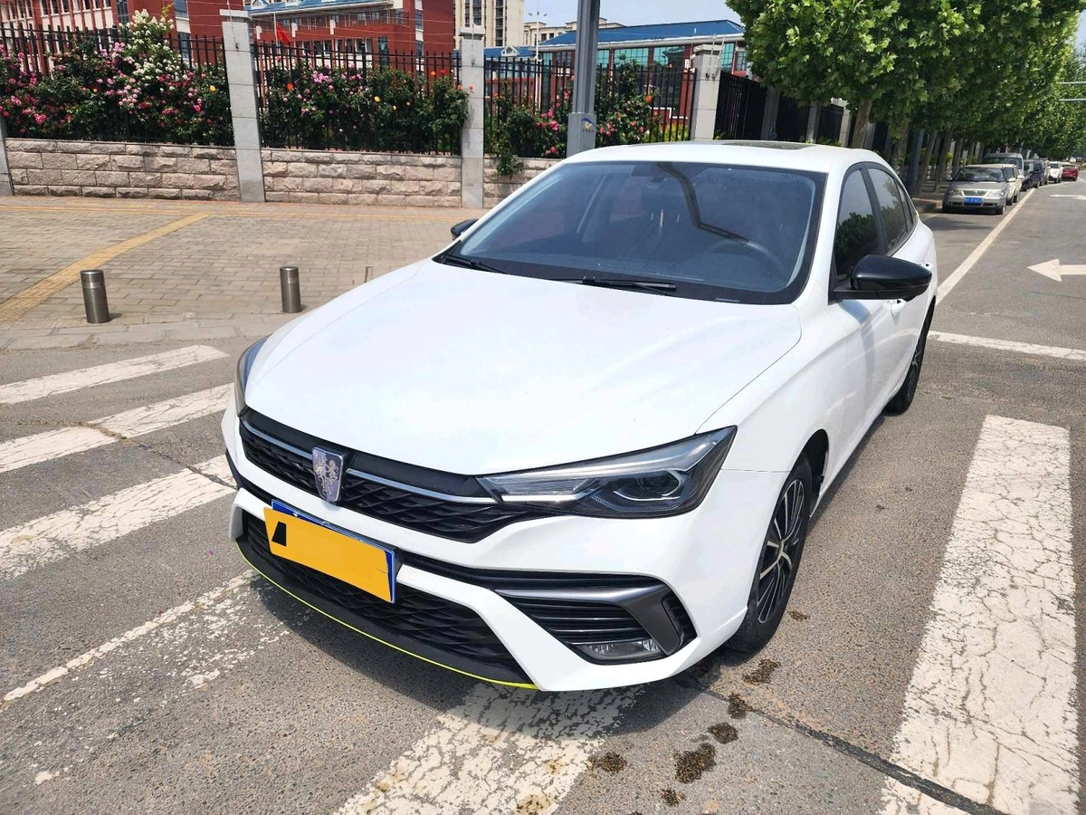 Roewe i5 I Рестайлинг 1.5 CVT