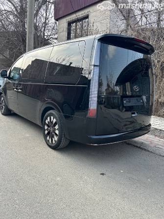Hyundai Staria 3.5 AT