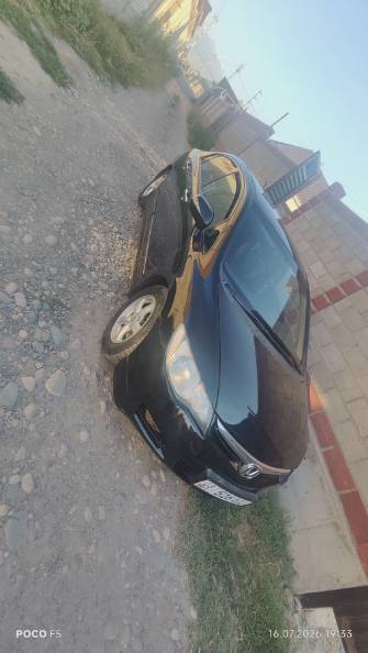 Honda Civic VIII Рестайлинг Hybrid 1.3hyb CVT
