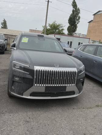 Zeekr 8X {name: 2.0hyb AT 4WD, category_id: 1}