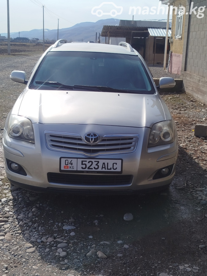 Toyota Avensis II Рестайлинг 1.8 MT